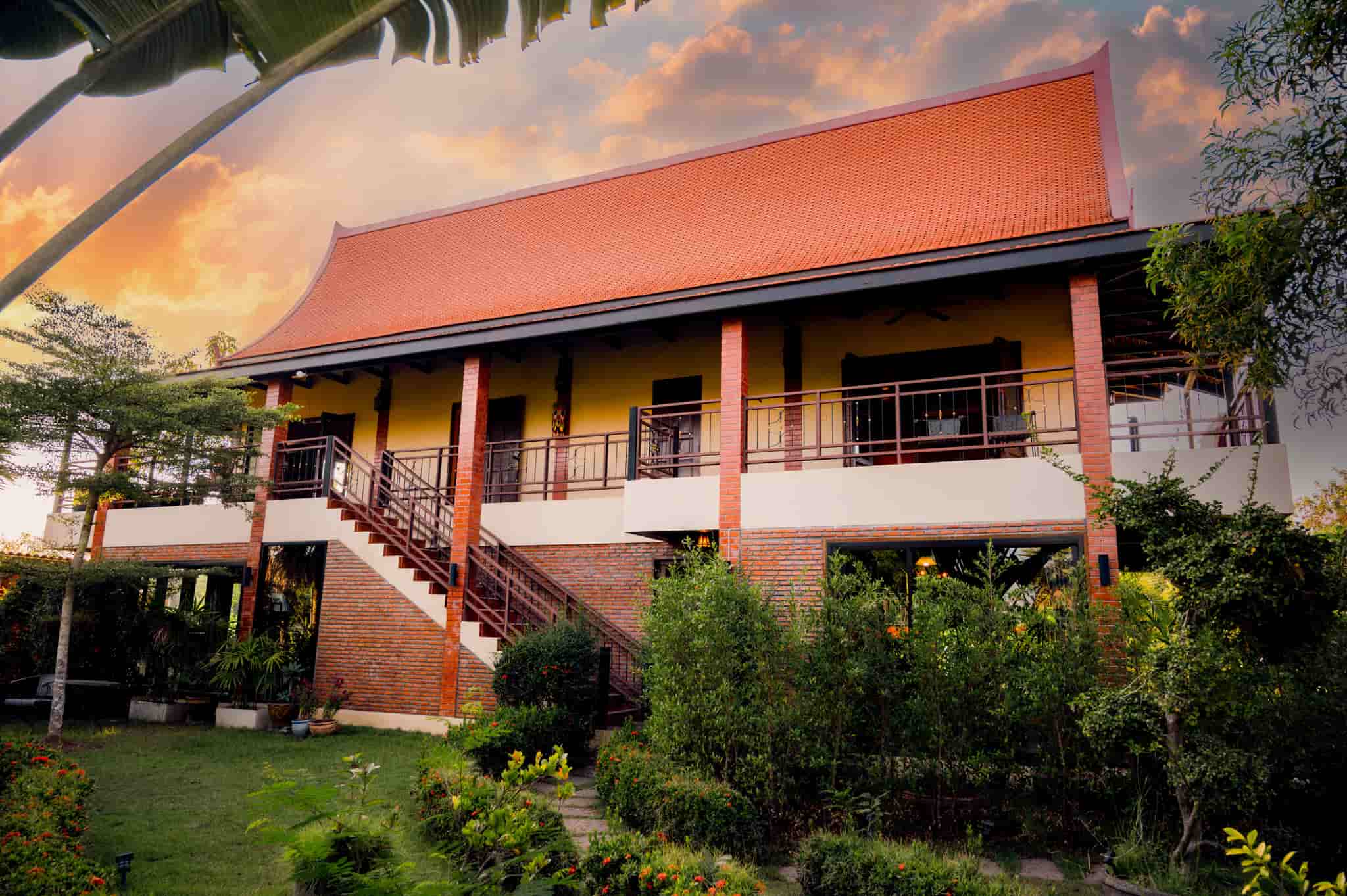 Villa Nakee photo