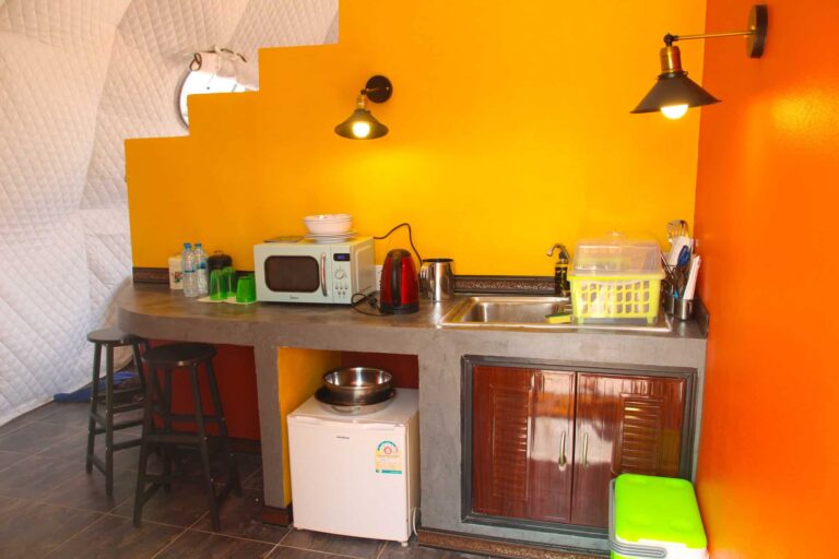 Nakara-villas-and-glamping-7m-luxury-glamping-domes-resized-202312