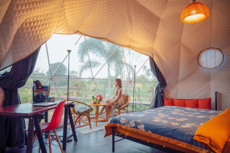 Nakara-villas-and-glamping-7m-luxury-glamping-domes-resized-20238