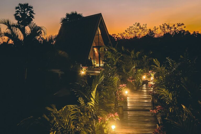 nakara-villas-and-glamping-A-frame-House-Sqoosh35026