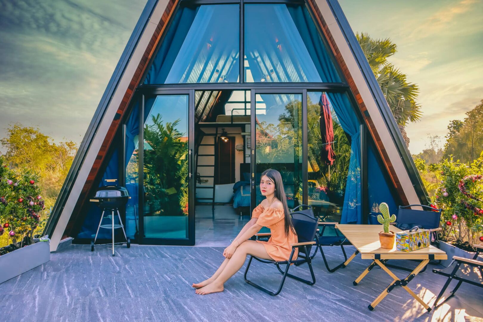 Heavenly A-Frames: Two Bed with BBQ Deck & Pool Access